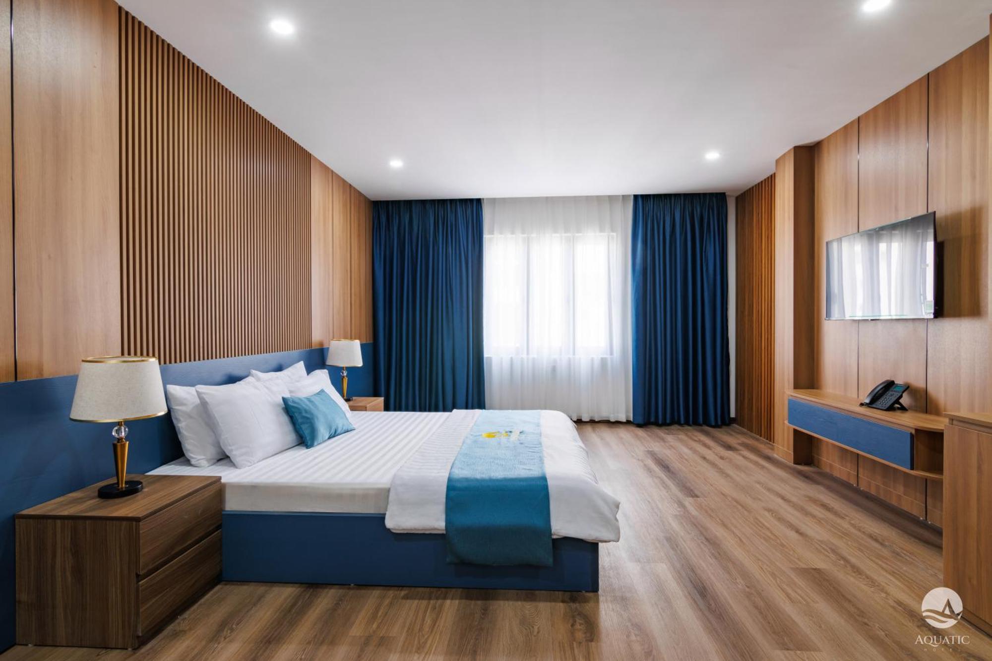 Aquatic Hotel Cat Ba Cat Ba Island Exterior photo